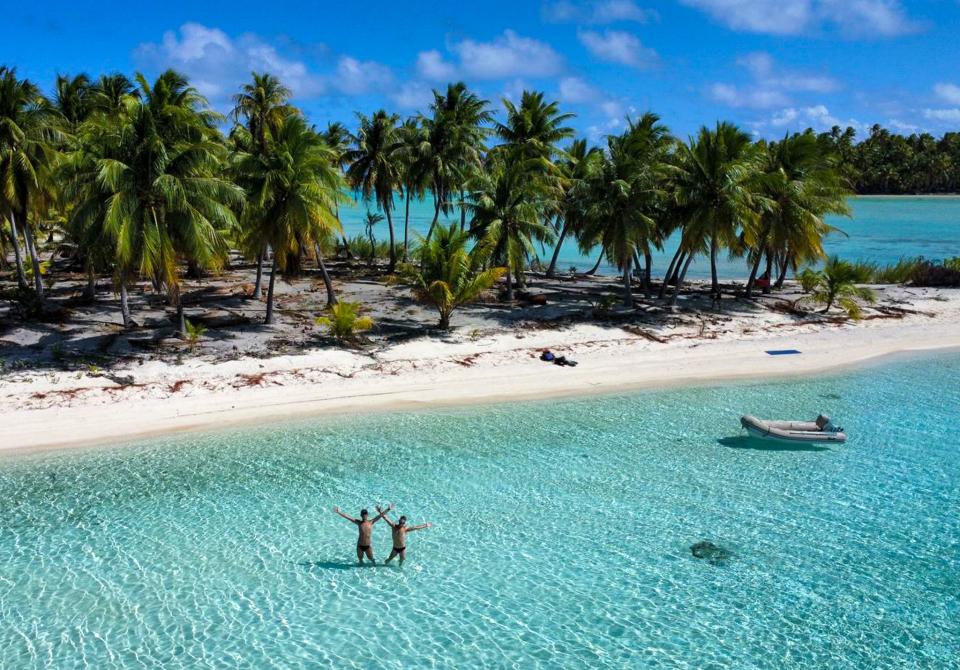 Paradise atolls in French Polynesia