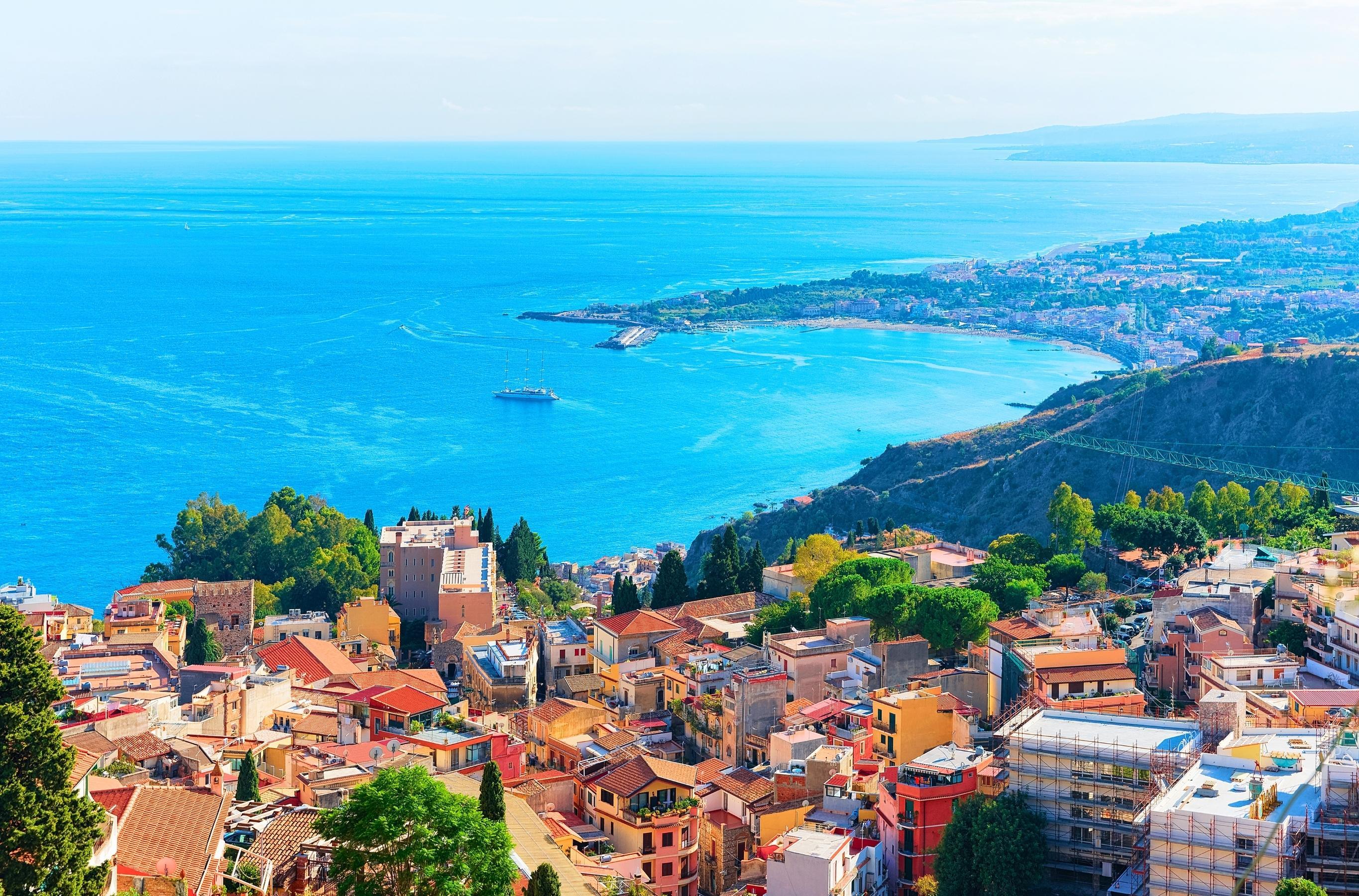 Amalfi Coast and Sicily Sailing Charters | Oyster Yachts, image size:2730x1800