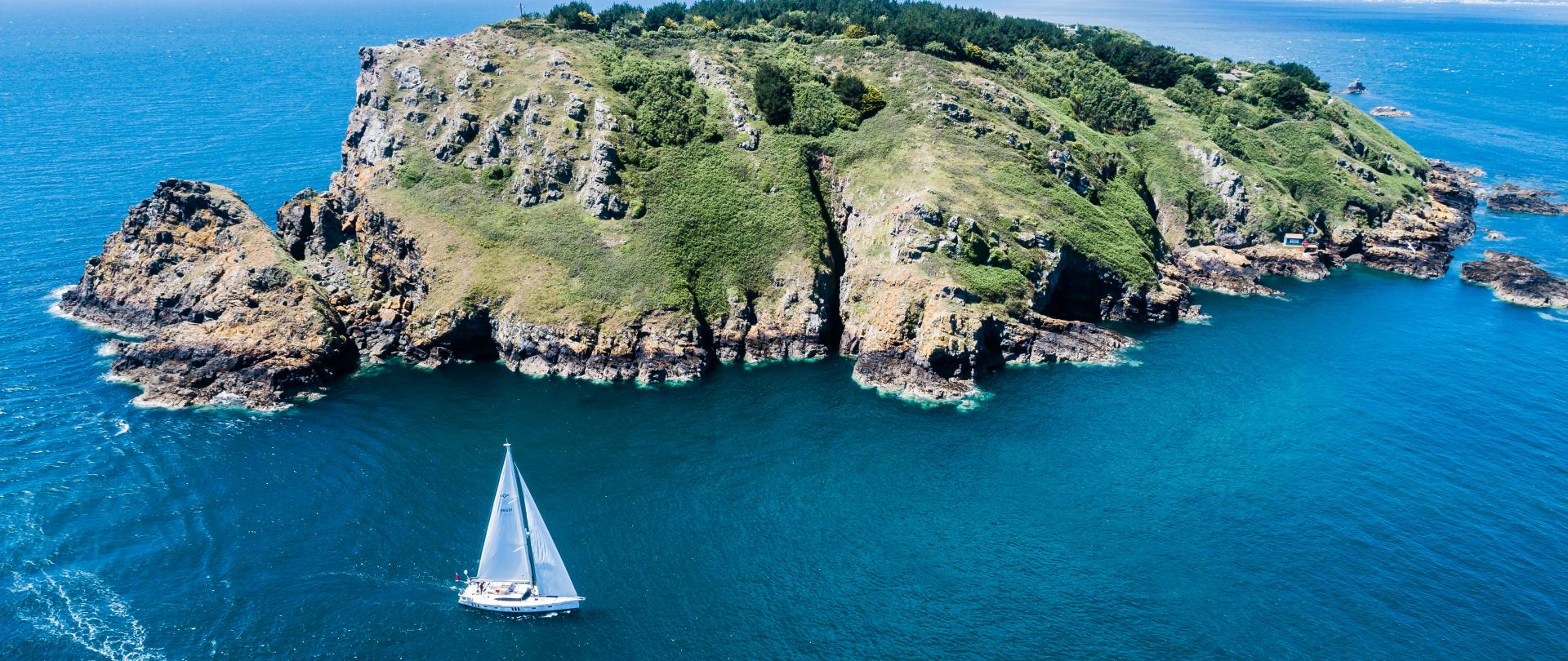 Sailing in Guernsey