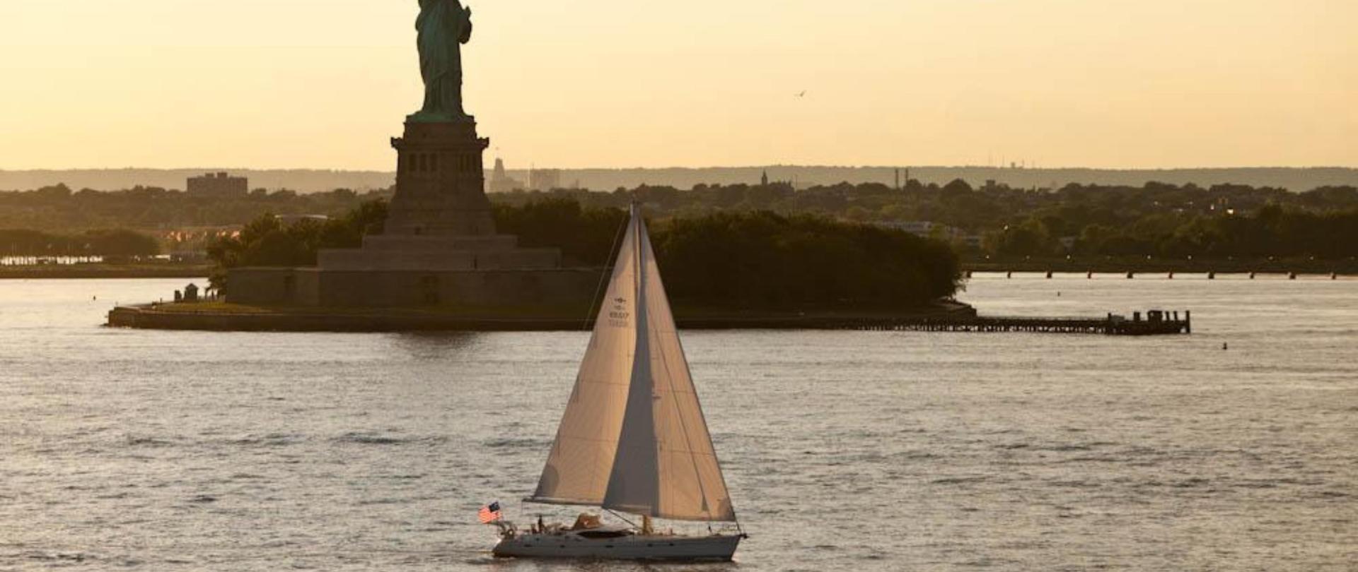 sailing in new york