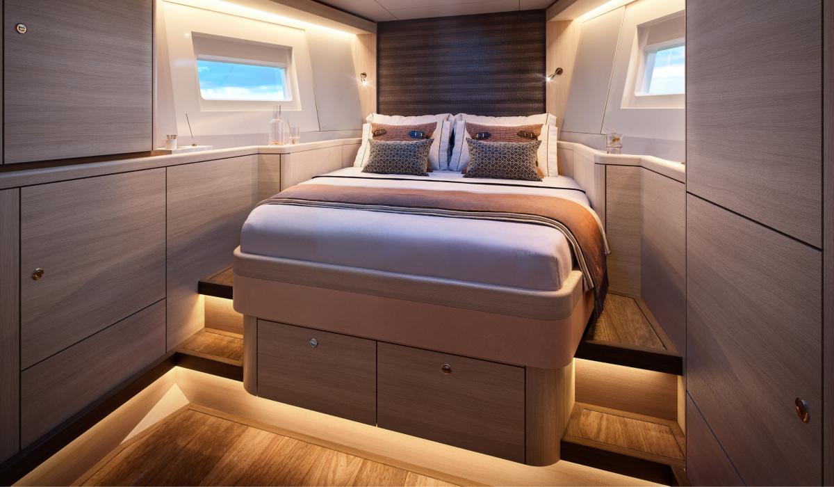 Oyster 565SII Silver Oak Interior Images 5 v3