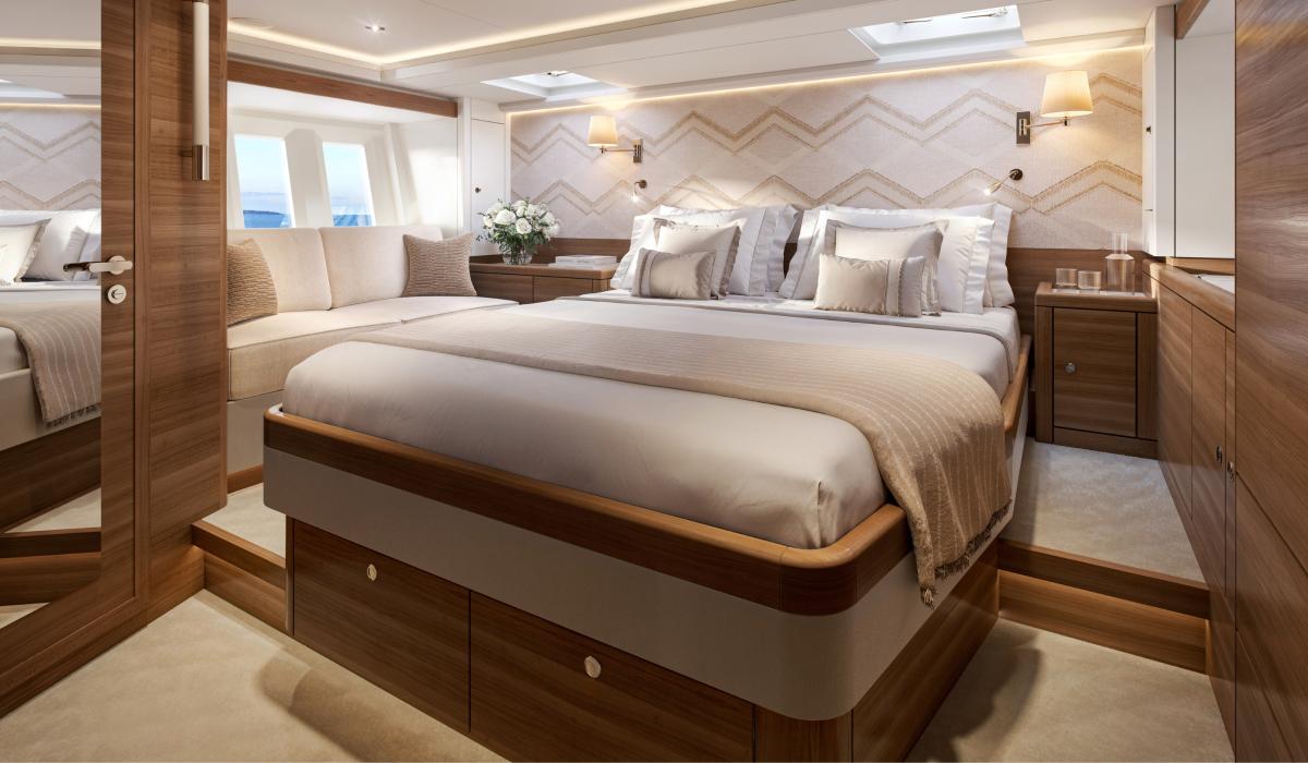 Oyster 565SII Walnut Interior Images 4