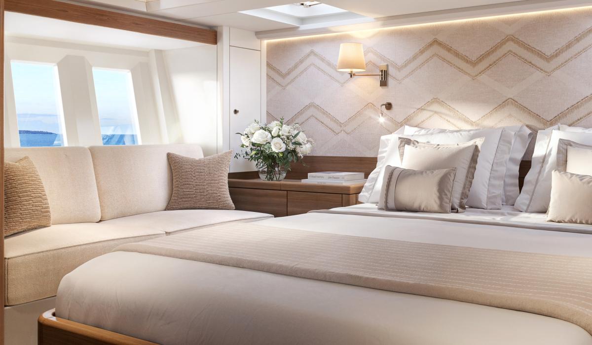 Oyster 565SII Walnut Interior Images 5