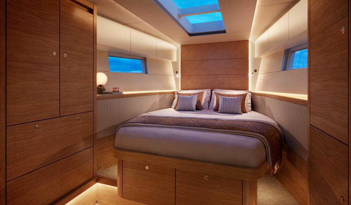 Oyster 595 Series II Interior Images 7