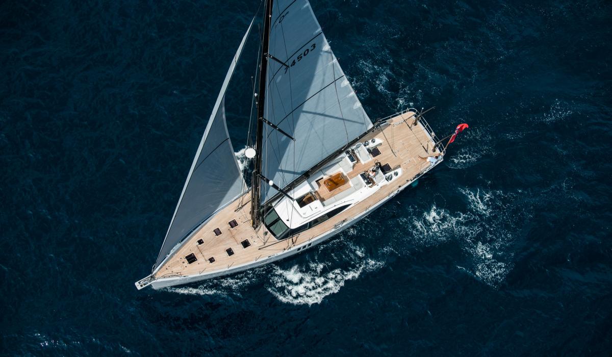Oyster Yachts Oyster 745 Gracious 75 Foot Luxury Bluewater Cruiser