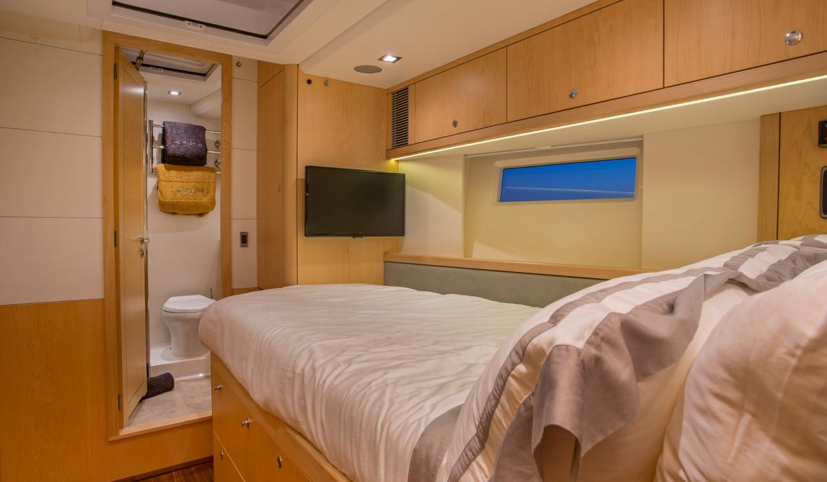 Oyster Yachts Oyster 745 Gracious 75 Foot Luxury Sailing Yacht Guest Accommodation