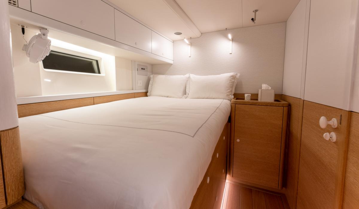 Oyster Yachts Oyster 745 Kalia Interior Guest Cabin