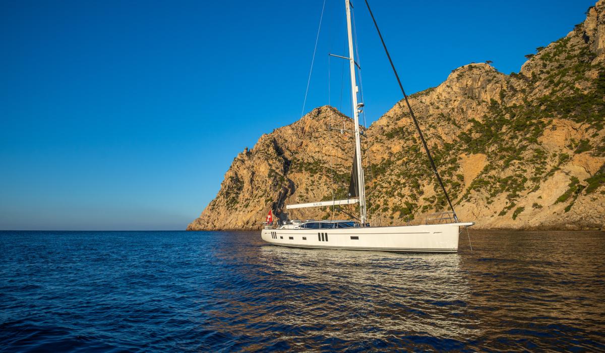 Oyster Yachts Oyster 745 Kalia Luxury Sailing Yacht At Anchor