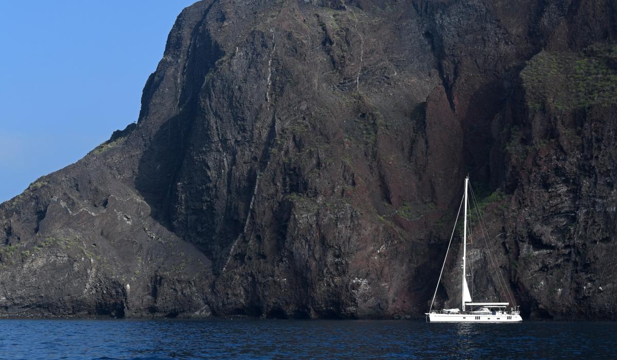 Oyster Yachts Oyster 745 Mexican Wave Luxury Sailing Yacht At Anchor Galapagos Islands