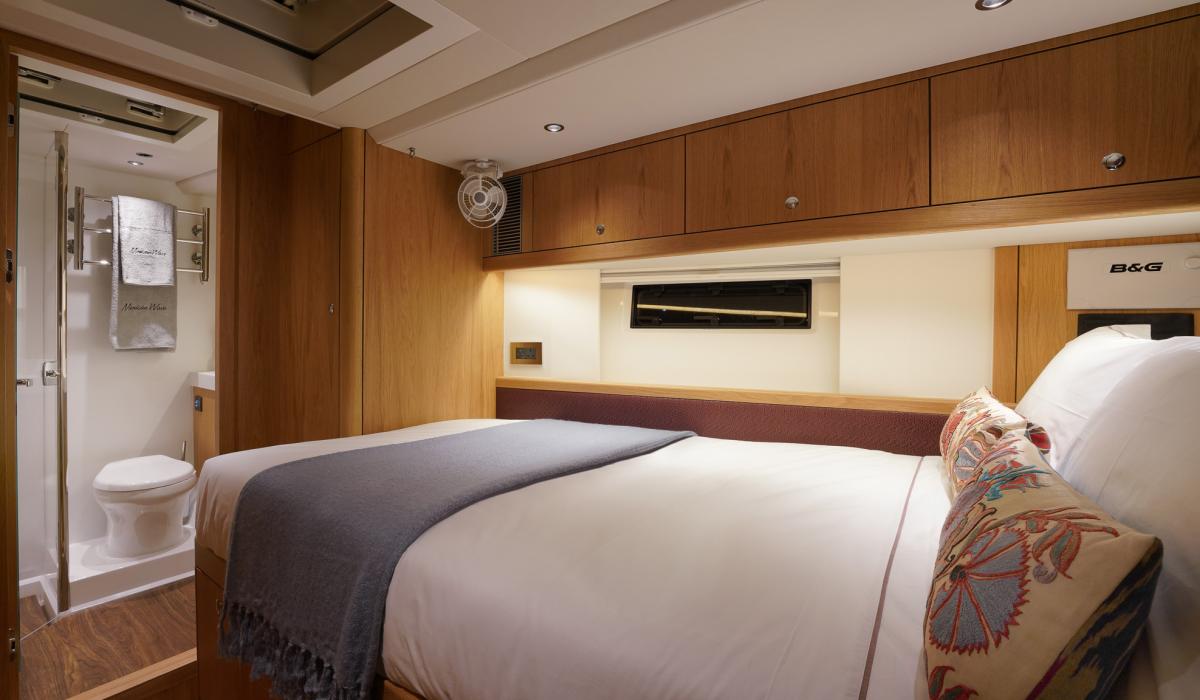 Oyster Yachts Oyster 745 Mexican Wave Luxury Sailing Yacht Interior Guest Cabin Double Bed