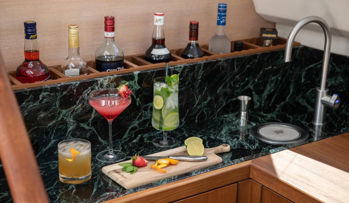 Oyster Yachts Oyster 885 Karibu Luxury Sailboat Interior Bar