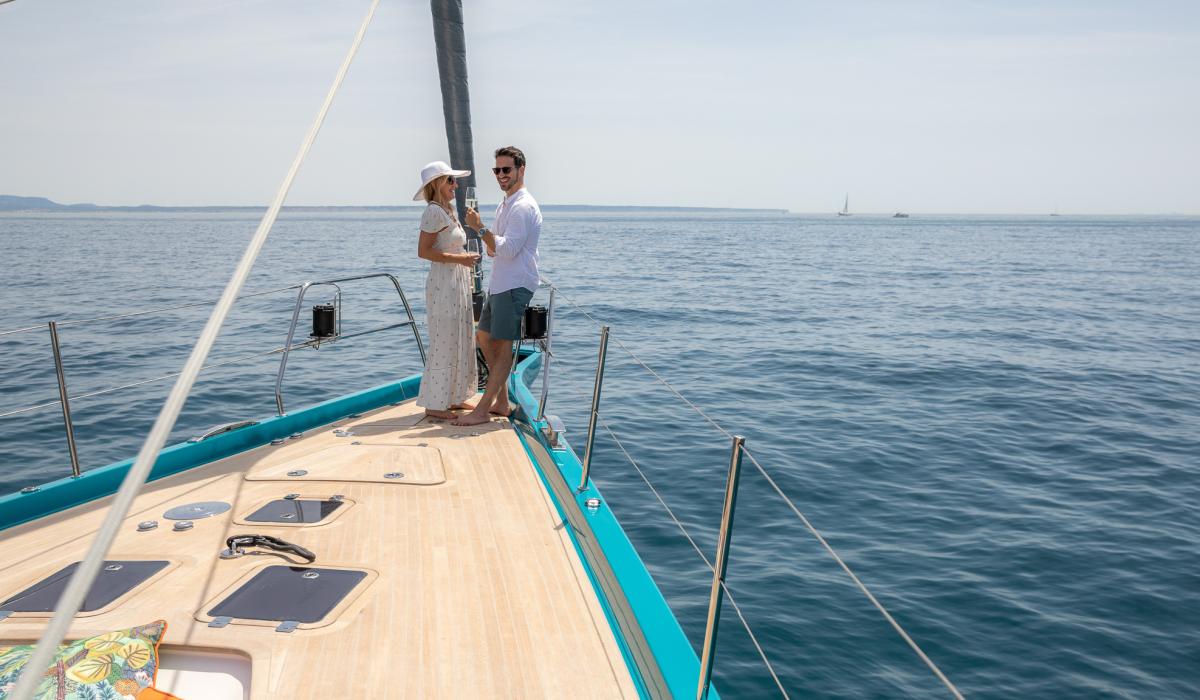 Oyster Yachts Oyster 885 Karibu Luxury Sailing Yacht Couple Relaxing On Foredeck