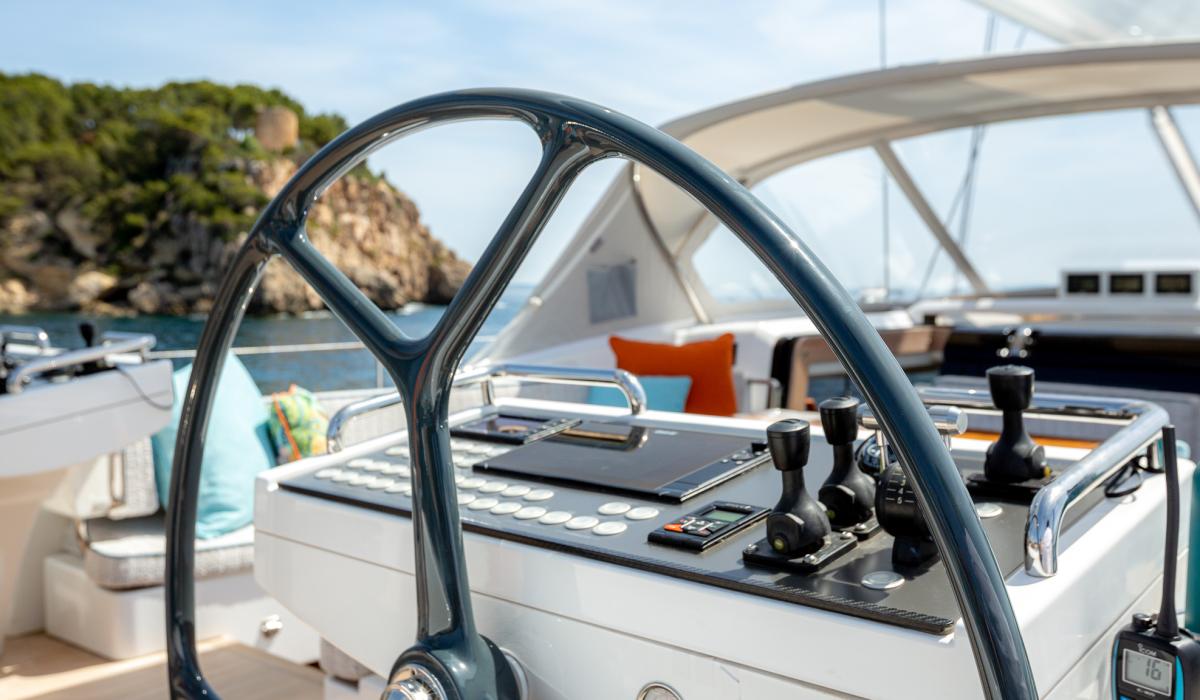 Oyster Yachts Oyster 885 Karibu Luxury Sailing Yacht Helm