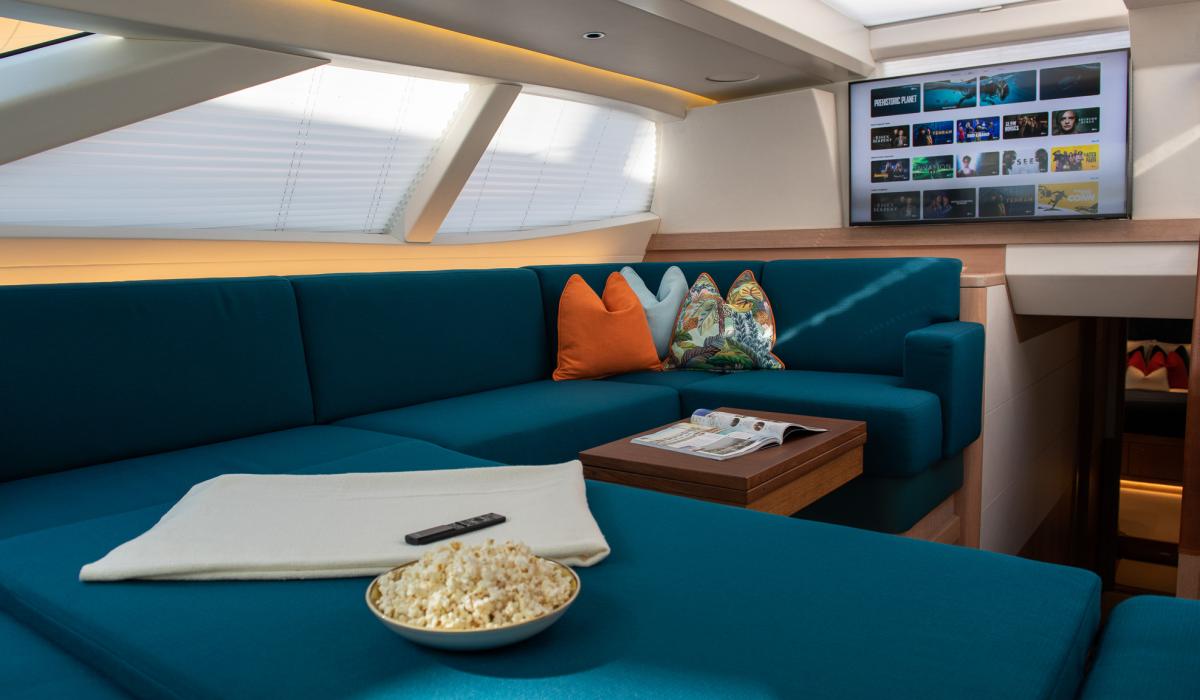 Oyster Yachts Oyster 885 Karibu Luxury Sailing Yacht Saloon Sofa