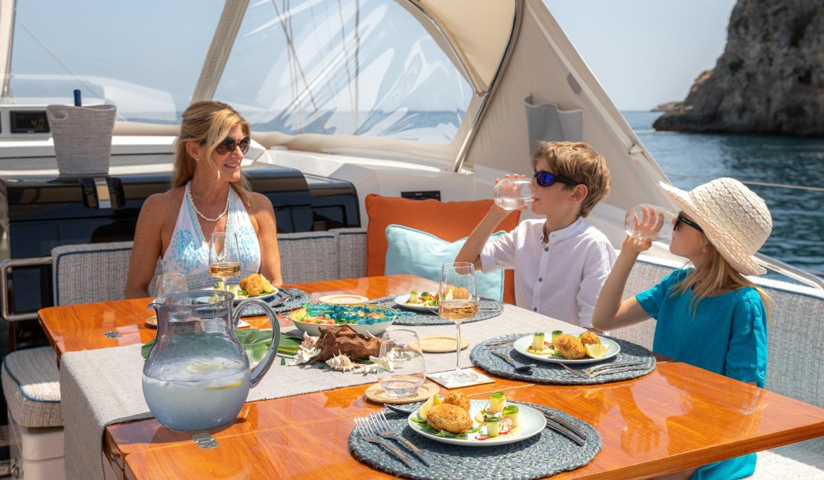 Oyster Yachts Oyster 885 Karibu Sailing Boat Foot Family Lunch Cockpit