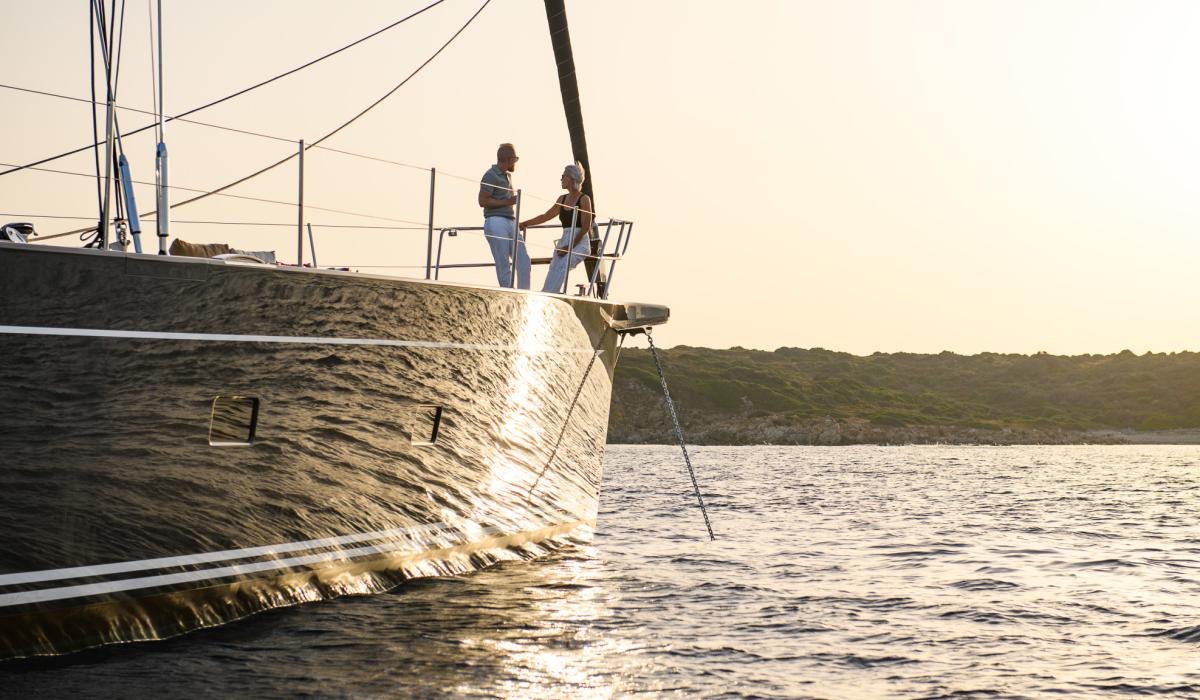 Oyster Yachts Oyster 885 Lush Relax Sunset Bow