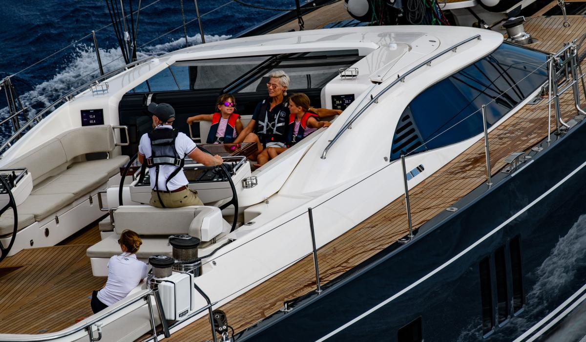 Oyster Yachts Oyster 885 Lush Sailing Protected Cockpit