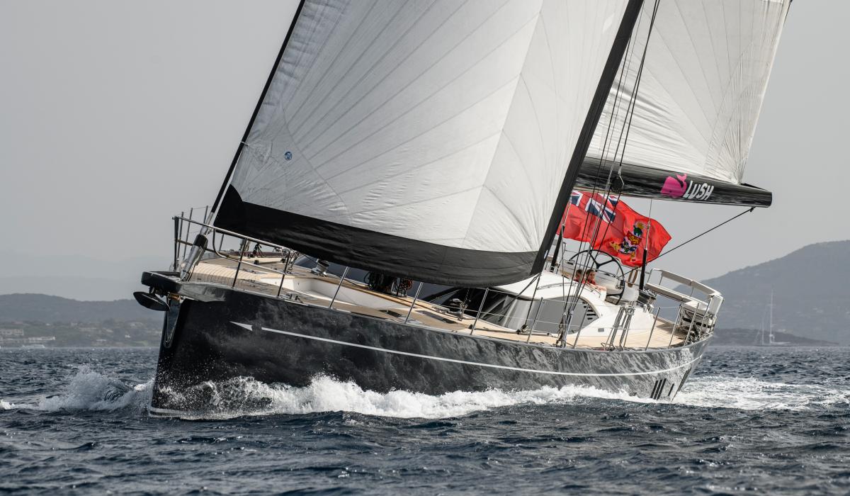 Oyster Yachts Oyster 885 Lush Sailing