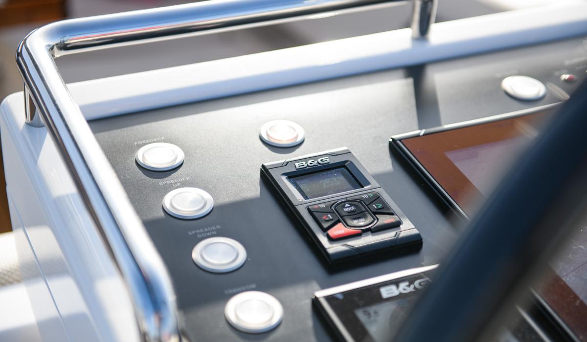 Oyster Yachts Oyster 885 Sailing Yacht Helm Station BG