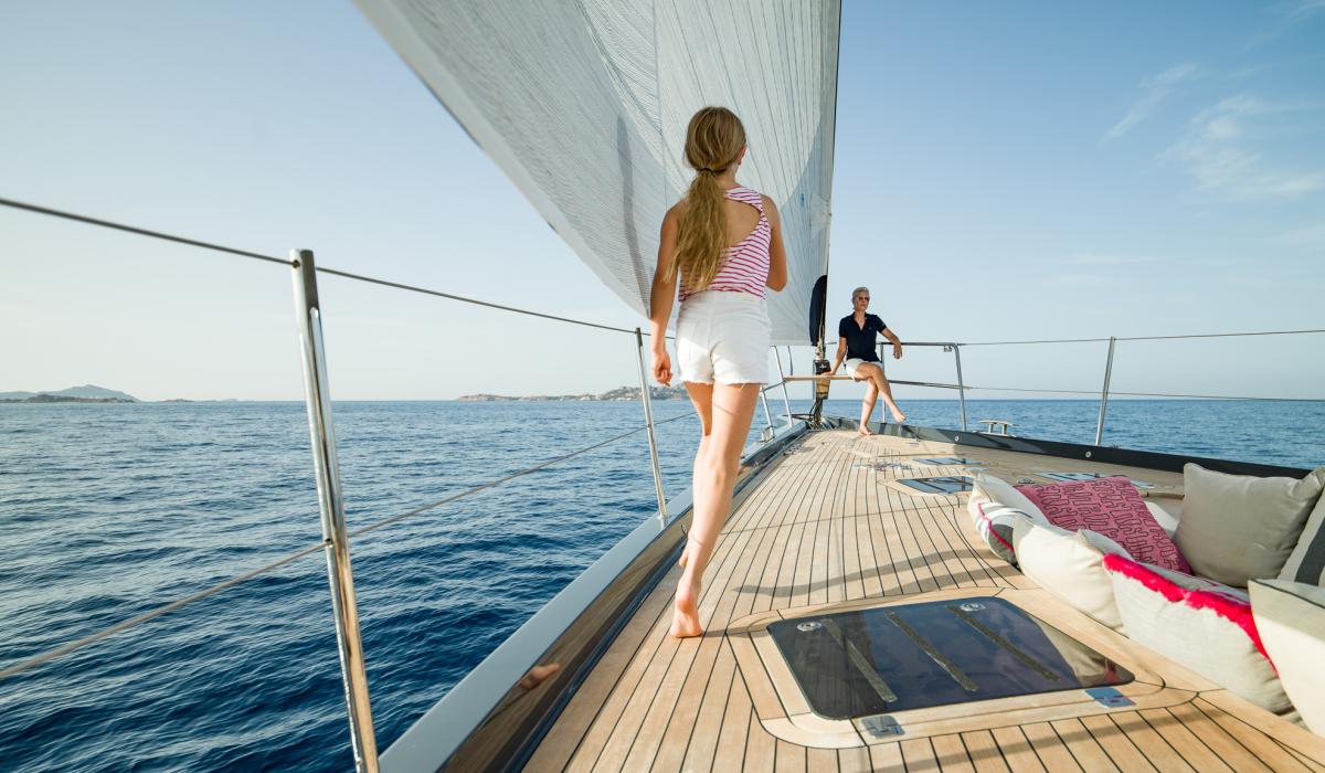 Oyster Yachts Oyster 885 Sailing Yacht Side Deck Flush