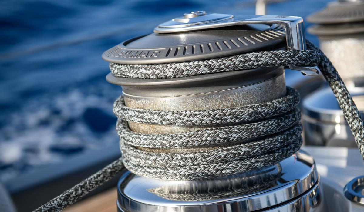 Oyster Yachts Oyster 885 Sailing Yacht Winch
