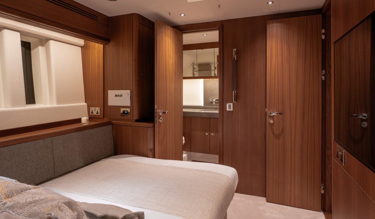 Oyster Yachts Oyster 885 Satori II Luxury Sailboat Guest Accommodation