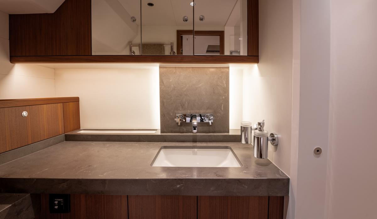 Oyster Yachts Oyster 885 Satori II Luxury Sailing Yacht Heads