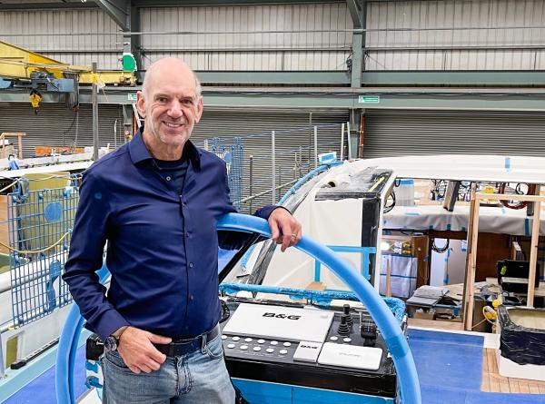 Adrian Newey Builds an Oyster 885 G v2