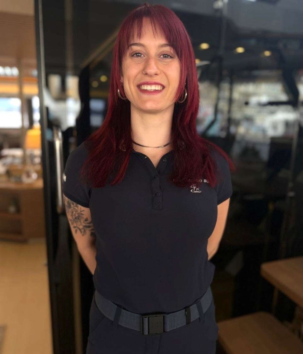 Christal Mios 80 Crew 9