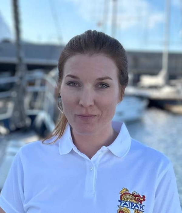 Oyster 885 Sunyo Crew 3