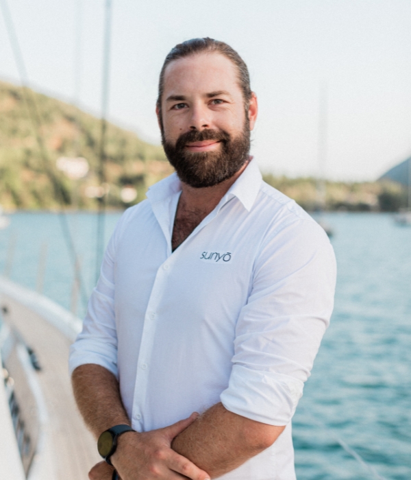 Oyster 885 Sunyo Crew